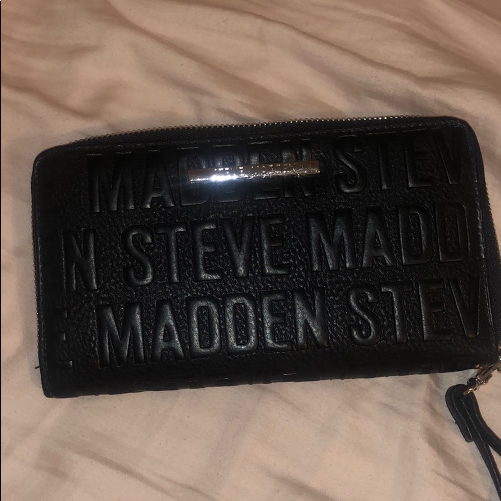 never used brand new steve madden wallet